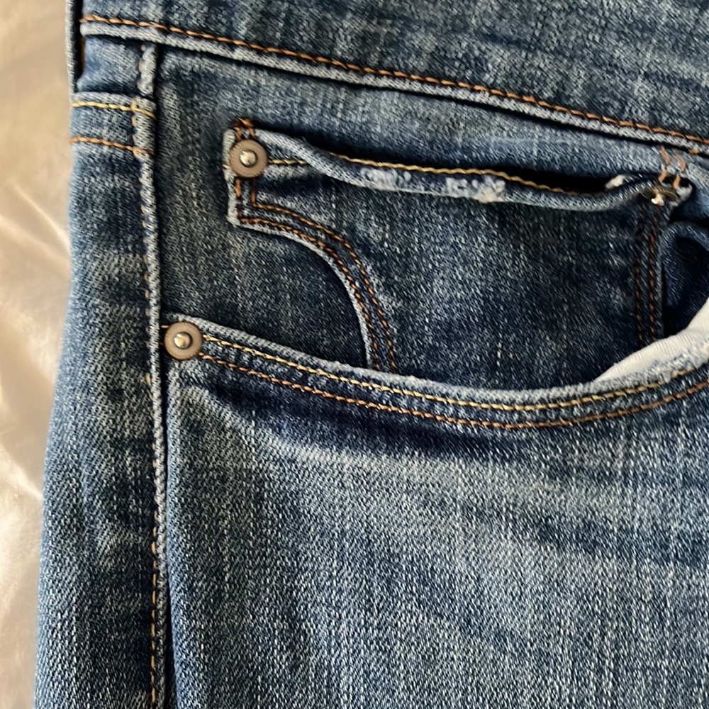 👖 Levies 32” waist - Picture 5 of 6